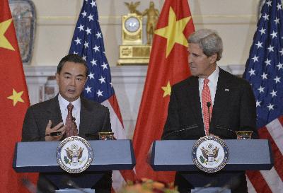 Trung Quốc hối thúc giải giáp vũ khí hóa học Syria